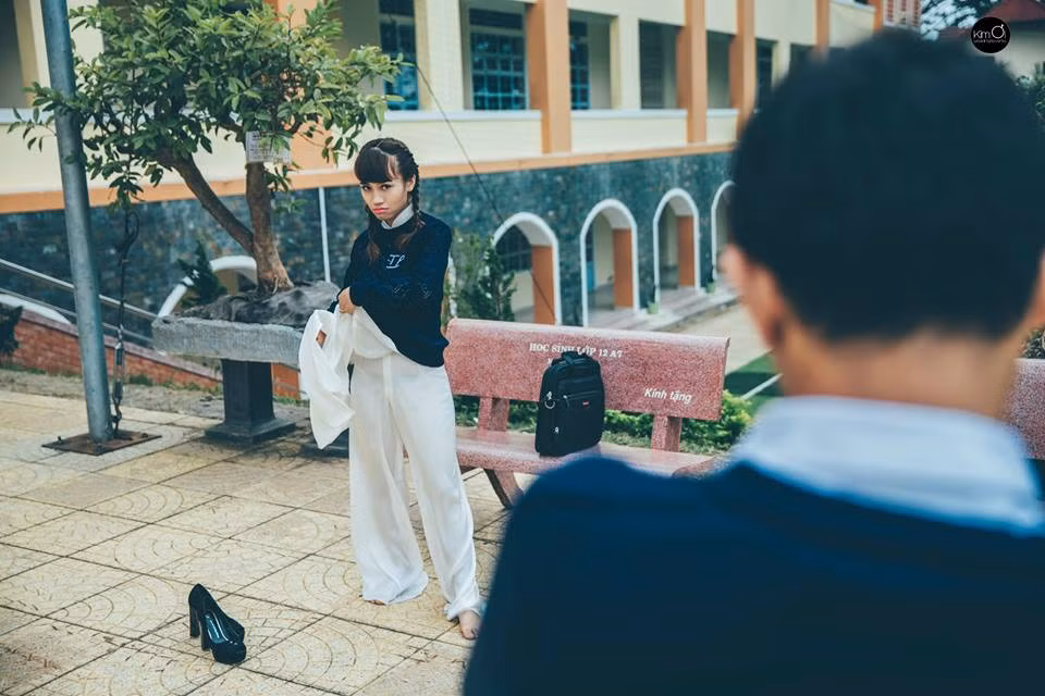 Sau khi bị chú rể chơi khăm, cô dâu có màn đáp trả hết sức bạo lực.