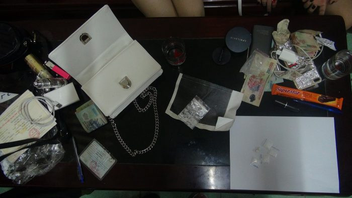 Nickname Minh Hải chia sẻ: "Đúng là kiểu quen tiêu tiền rồi lao động chân chính không muốn. Kiếm tiền kiểu buôn bán ma túy như này nhanh giàu hơn".