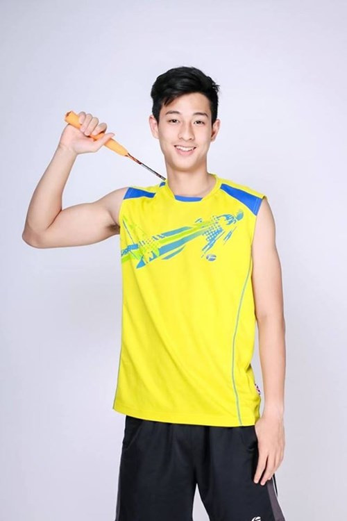 Dù ở độ tuổi còn rất trẻ nhưng Hồng Nam đã sở hữu khoảng 30 huy chương các loại.