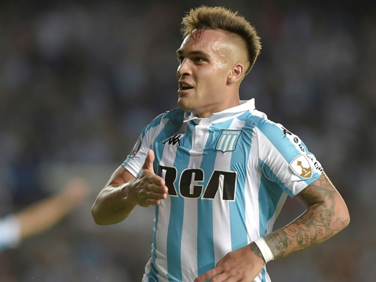 Dù xác nhận từ nhiều phía liên quan cho biết tiền đạo Lautaro Martinez sắp cập bến Inter Milan nhưng Dortmund vẫn chưa bỏ cuộc.