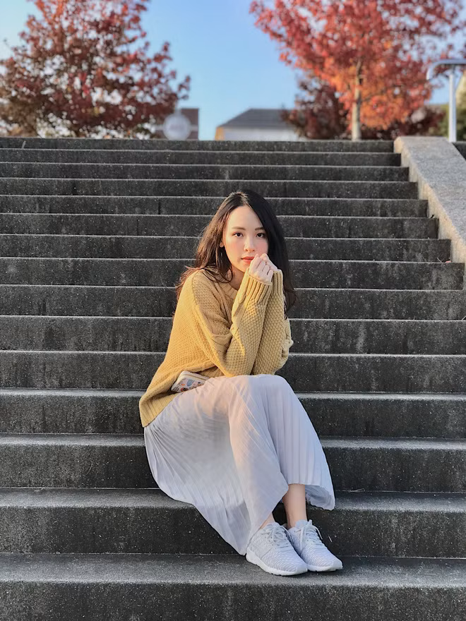 Lê Hương Thảo (1996) đang học ở Nhật, cô bạn xinh đẹp này hiện học tại Đại học Ritsumeikan Asia Pacific - Beppu.