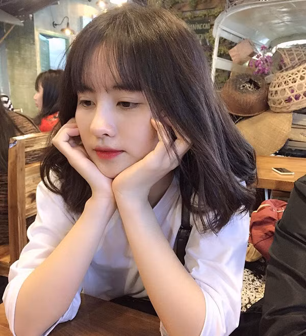 Liên tiếp dẫn đầu về lượt bình chọn vote Online nhiều ngày liền, Thu Trang đang dẫn chứng minh bản thân là một trong những ứng cử viên cho danh hiệu Miss Thân Thiện ngay từ vòng 1.