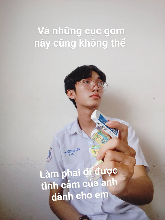 Thả thính bằng dụng cụ học tập tưởng chừng như không thể bởi chúng là những vật khá cứng nhắc, vô chi, vô giác và chỉ có tác dụng để phục vụ học tập. Nhưng với óc sáng tạo thêm chút ngôn tình, nam sinh trên đã cho ra đời series thả thính cực bá đạo.