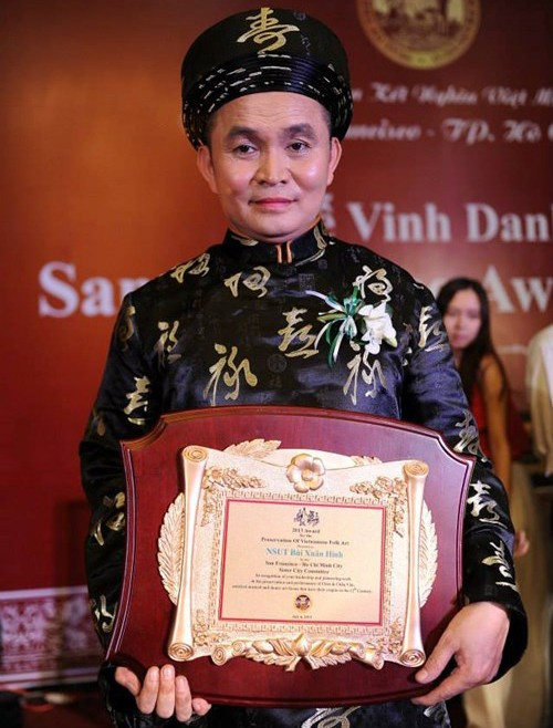 Chuyen tham cung bi su ve xet duyet danh hieu NSND, NSUT-Hinh-7