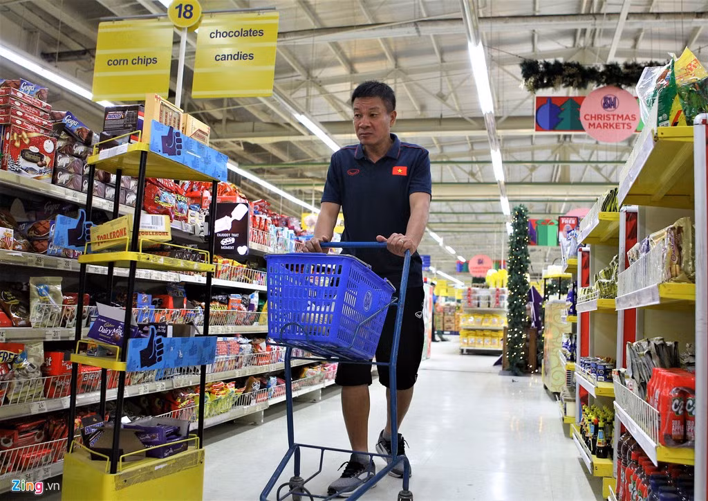 Tuy nhiên, sau khi tiếp nhận lời yêu cầu của đội tuyển nữ Việt Nam, BTC SEA Game 30 đã yêu cầu khách sạn tăng thêm khẩu phần ăn cho các cầu thủ. Ảnh: Zing