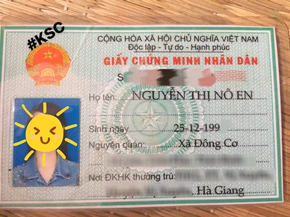 Phía sau những cái tên gọi độc lạ không đụng hàng luôn là 1001 câu chuyện thú vị khác nhau. Mới đây, nữ sinh 9X đã chia sẻ vào group kín câu chuyện đằng sau cái tên gọi Nguyễn Thị Nô En của mình.