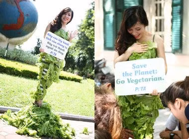 Một cô nàng người mẫu Việt mặc bộ đồ toàn rau xanh để gửi thông điệp bảo vệ thiên nhiên môi trường.