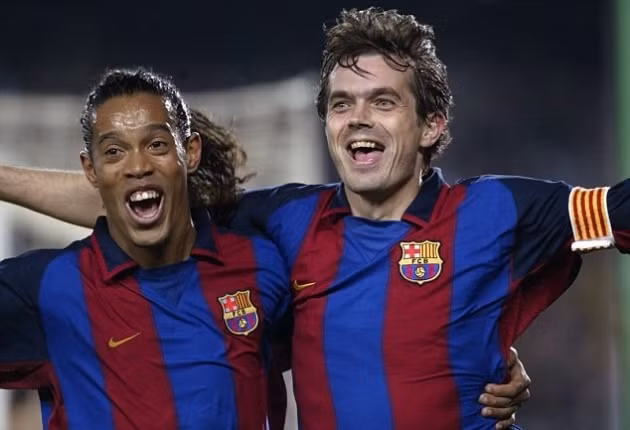 Phillip Cocu từng giành 4 chức vô địch Hà Lan và một chức vô địch La Liga hiện đang dẫn dắt PSV và giúp đội bóng này thường xuyên góp mặt tại đấu trường Champions League.