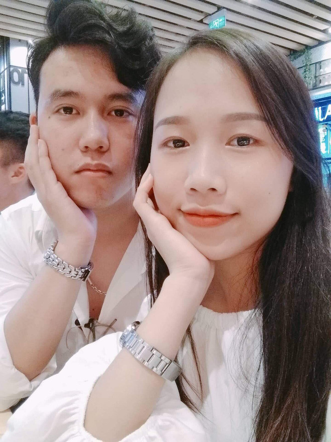 Do chỉ có 2 người với nhau nên anh chàng không thấy ngại chút nào. Dẫu vậy, anh chàng không ngờ việc chia sẻ chùm ảnh này lại mạng lại đẩy đến tình huống khá khó xử.