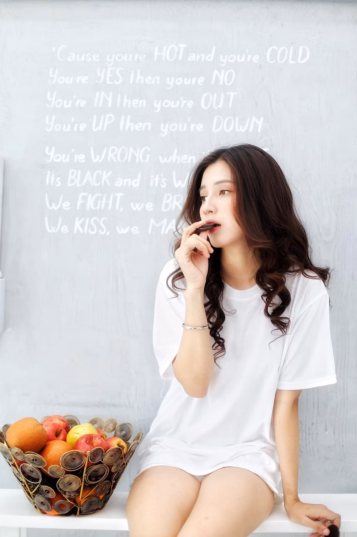 Thiên An chính là Á khôi 2 Hutech 2019. Ngoài ra, cô bạn này còn lọt Top 10 Miss Teen 2017, Top 50 The Face 2017.