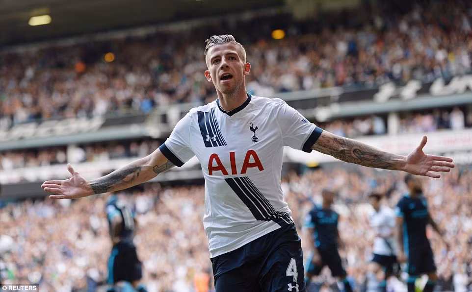 Alderweireld chính là đá tảng trước khung thành Hugo Lloris và góp phần giúp Tottenham phải nhận ít bàn thua nhất tại giải Ngoại Hạng Anh.