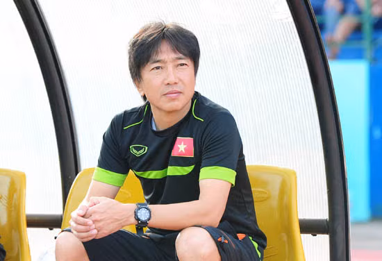 HLV Miura quyet tam dua U23 Viet Nam vao tu ket