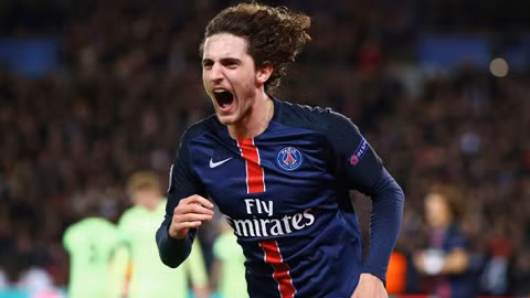 Nguồn tin từ Sky Sports xác nhận, Adrien Rabiot sẽ chia tay PSG nếu CLB này sớm bị loại khỏi UEFA Champions League. Hiện tại, PSG đang đứng vị trí thứ 3 ở bảng C, sau Napoli và Liverpool.