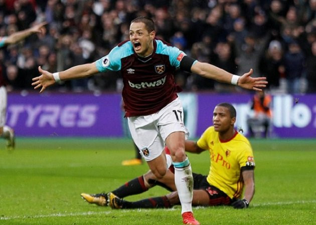 Tiền đạo Javier Hernandez đang đề nghị CLB Chivas mượn lại anh từ West Ham Utd.