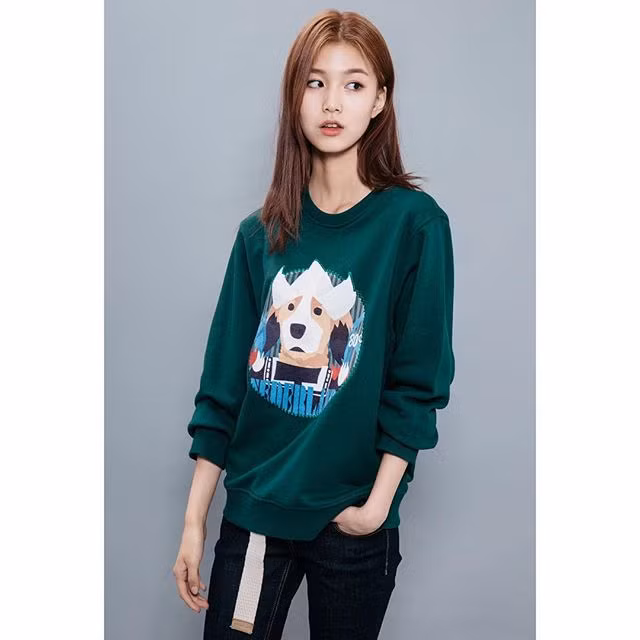 Sự nghiệp của cô gái chân dài Um Ye Jin đang phát triển rực rỡ khi cô liên tục nhận được những lời mời chụp ảnh thời trang. Bên cạnh đó là những show trình diễn thời trang nổi tiếng tại xứ sở Kim Chi.