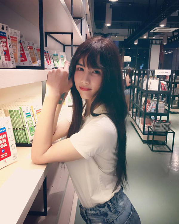 Thái kể: 'Họ rủ mình đi ăn, đi chơi, muốn mình làm bạn gái của họ. Tuy nhiên mình biết, họ chỉ thích con gái và xem mình là điều gì đó kỳ lạ, mới mẻ để tìm hiểu. Có nhiều người tưởng mình đã chuyển giới và muốn qua đêm với mình nhưng mình đều từ chối'. Dù rất khát khao trở thành một cô gái thực sự nhưng áp lực gia đình cùng với vấn đề về chi phí và sức khỏe khiến giấc mơ này còn quá xa vời với Thái. Hiện tại, anh chàng vẫn đầu tư nhiều thời gian vào việc học ở lớp và học tập luyện thêm các kỹ năng để trở thành một người mẫu chuyên nghiệp.