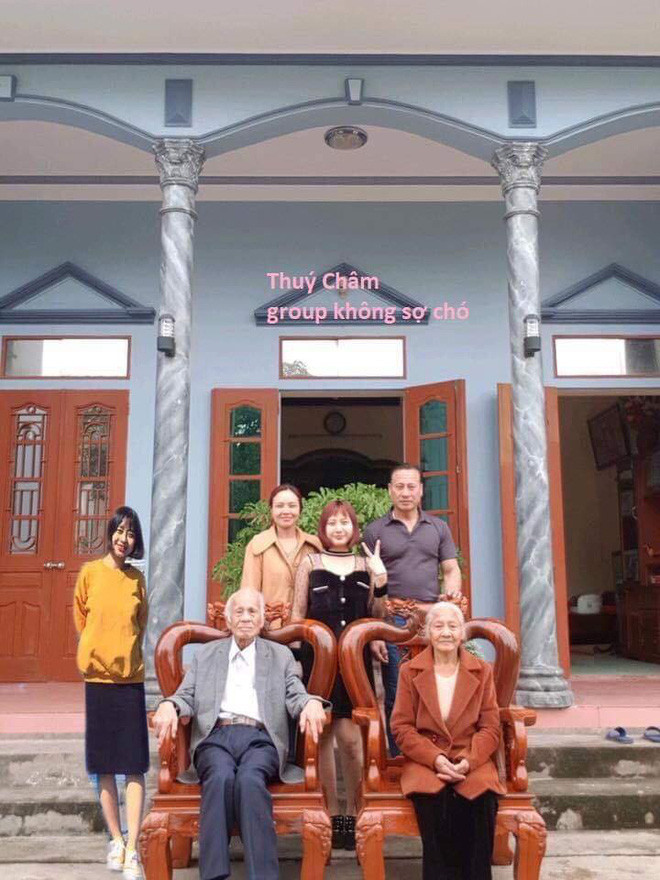 Mới đây, dân mạng đang rủ nhau khoe ảnh ghép mà chỉ cần nhìn qua thôi, ai nấy cũng phải bật cười.