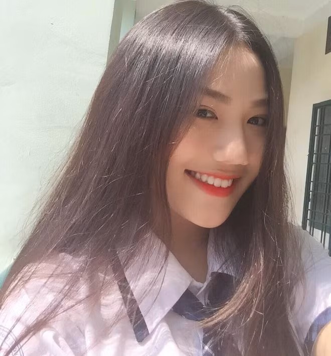 Vẻ đẹp từ gương mặt đến hình thể của Triệu Vy được dân mạng chú ý nhưng cũng không ít những thị phi từ đó mà ra.