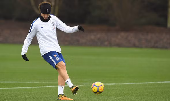 Chia sẻ trước giới truyền thông, Antonio Conte thừa nhận, ông không muốn những cầu thủ tâm lý bi quan như David Luiz có mặt trong đội hình.