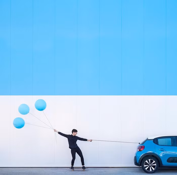 Bên cạnh được nhiều người theo dõi, cặp đôi nhiếp ảnh gia còn trên trở thành "hot" Instagram nhờ xây dựng được cái tôi riêng trên thế giới hình ảnh đa sắc diện của mình.