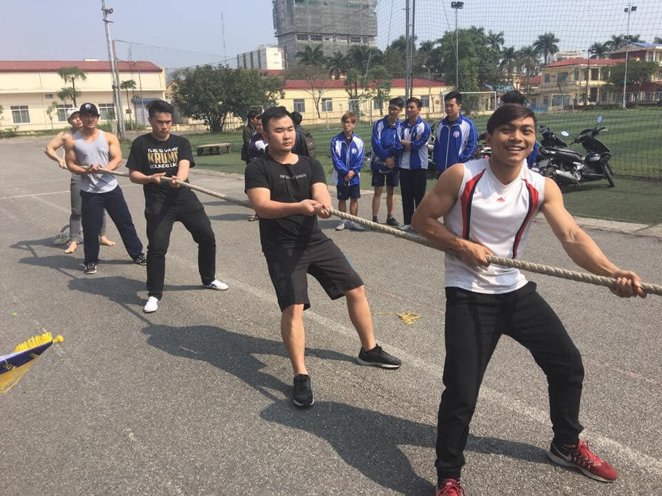 Hay nickname H.A cho hay: "Ước gì trường mình cũng được như thế này mình hứa sẽ đi học đầy đủ".