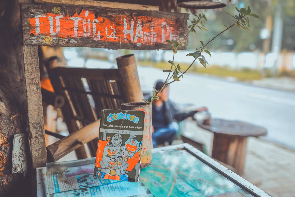 Trên MXH, nickname Chun Chun Long bày tỏ: "Ngày xưa cực nghiền đọc H2T. Sưu tập từ số 838 đến số 1250, trà sữa cho tâm hồn cũng được gần 50 cuốn. Trước cũng đọc cả TTN, cả sinh viên Việt Nam nữa. Nhiều tạp chí quá sập mất một ngăn giá sách. Rồi hồi đó cũng đủ bộ Đô Rê Mon bóng chày, OP thì được đến tập 37"