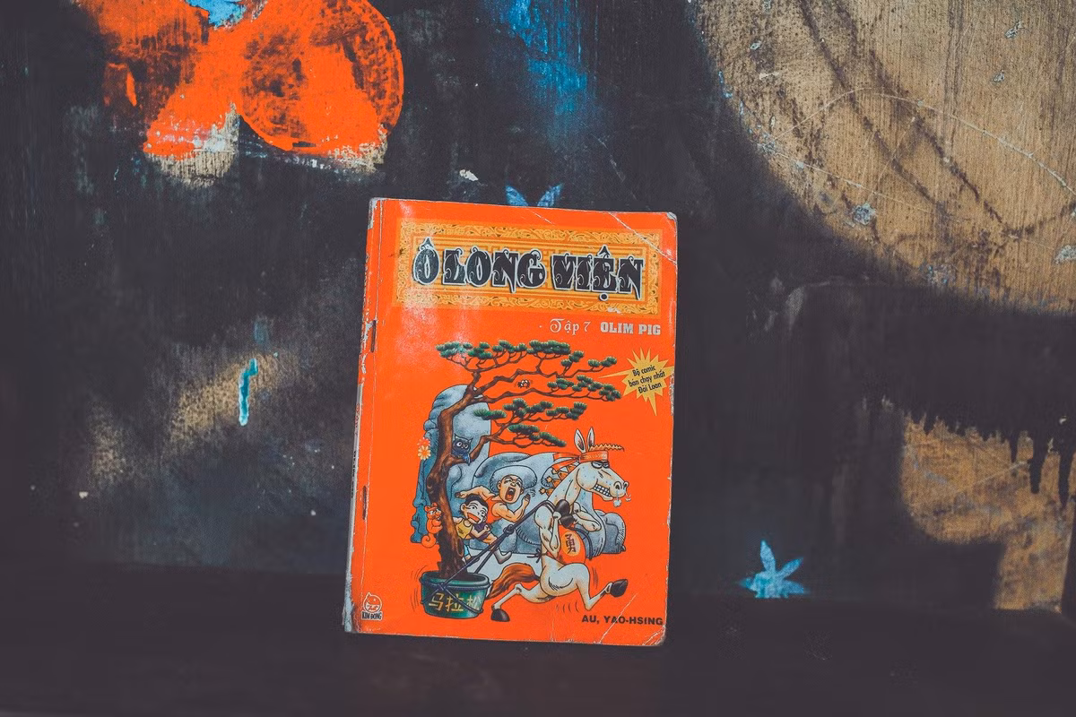 Đặc biệt những cuốn truyện tranh là thứ mà được các bạn trẻ thời đó "nâng trứng, hứng hoa" rất cẩn thận. Thậm chí, nhiều người còn coi đó là cả 1 gia tài cần phải được cất giữ kín đáo và không cho bất cứ ai động vào.