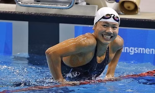 Anh Vien tap luyen cung voi VDV 4 lan vo dich Olympic