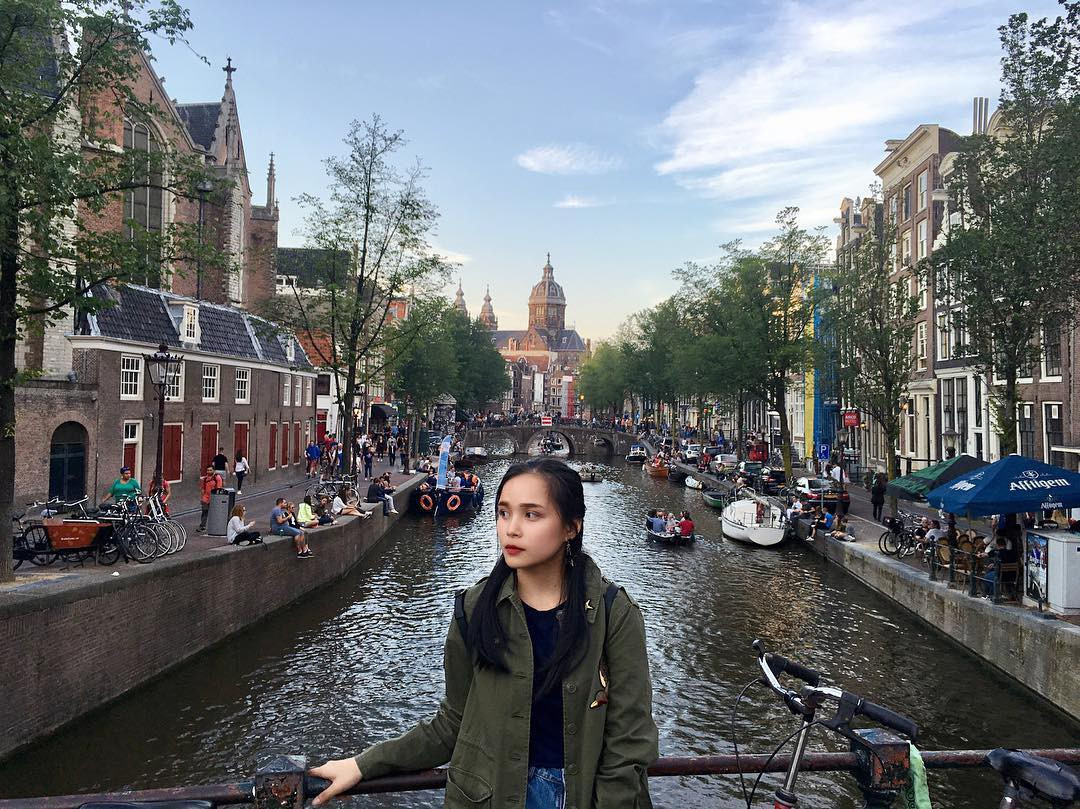 Những quốc gia châu Âu như: Pháp, Italia, Hà Lan, Phần Lan,... chính là nơi mà Phương Linh thường xuyên ghé đến nhất.