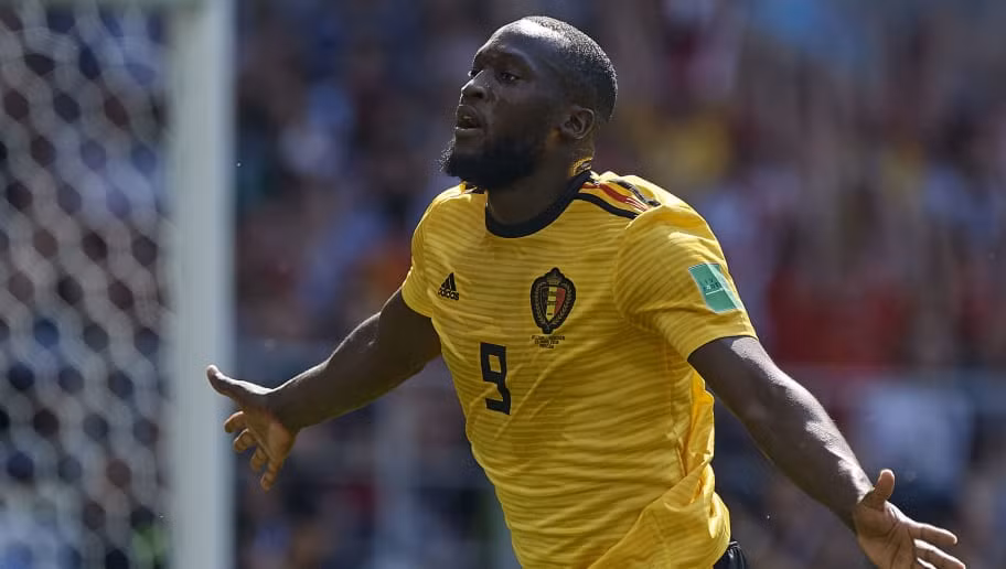 Cùng hiệu suất với Ronaldo là Lukaku, người ghi 4 bàn cho ĐT Bỉ. Trung bình cứ khoảng 37 phút, chân sút khoác áo MU lại ghi tên mình lên bảng điện tử.