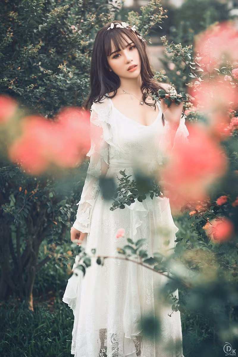 Xúc động trước câu chuyện của người lính ấy, cô bạn 9X đã trao một nụ hôn cho anh chàng may mắn. Nhưng ít ai biết rằng, nụ hôn của Trà My cũng là nụ hôn đầu đời của người lính. Đó là điều cho tới tận bây giờ khiến cô bạn này rất trân trọng. Ảnh sử dụng trong bài: Facebook nhân vật.