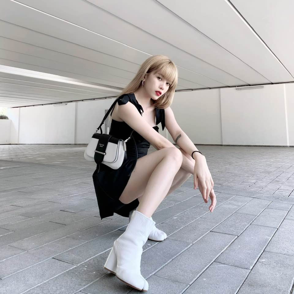 Được biết, cuối tháng 3 này, Thiều Bảo Trâm sẽ chính thức tái xuất và tung MV mới sau thời gian dài ấp ủ thực hiện.