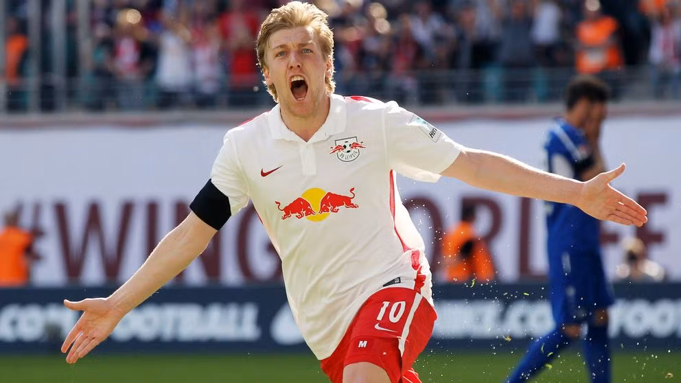 Tờ Expressen cho biết, Arsenal đã tiếp cận Emil Forsberg và sẽ đặt lên bàn đàm phán với RB Leipzig số tiền 50 triệu bảng.