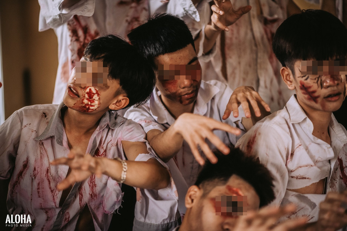 Ngay sau khi đăng tải, bộ ảnh kỉ yếu rùng rợn này vấp phải ý kiến trái chiều từ dân mạng. Nhiều người cho rằng họ đã sốc khi nhìn thấy các bức hình này bởi chủ đề không phù hợp với lứa tuổi học trò.