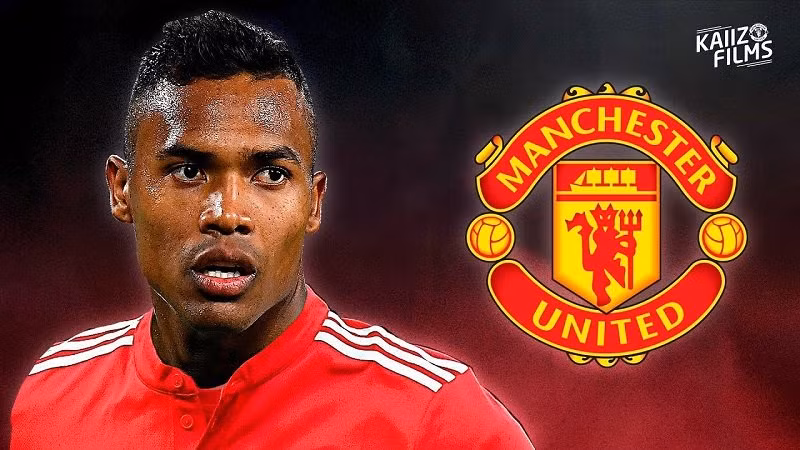 Chuyển nhượng bóng đá mới nhất từ The Sun, MU đã đạt được thỏa thuận cá nhân với hậu vệ trái Alex Sandro của Juventus.