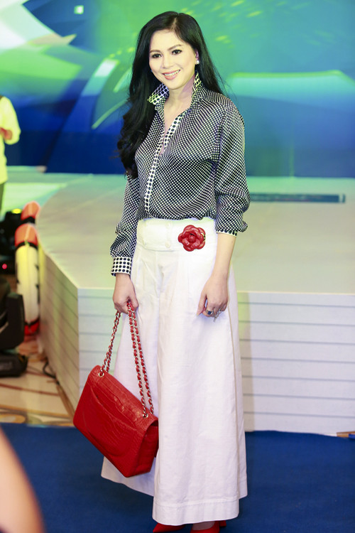 Vi ly do nay, 5 ngoc nu man anh im lang tu bo showbiz-Hinh-4