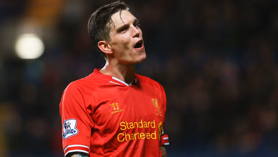 Daniel Agger gia nhập Liverpool khi còn rất trẻ. Cầu thủ người Đan Mạch đã ra sân tổng cộng 175 lần cho Quỷ đỏ vùng Merseyside. Chắc chắn trong từng pha đánh chặn là điểm cộng của Agger trong mắt fan hâm mộ.
