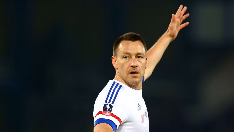 Nếu danh sách những hậu vệ hay nhất giải Ngoại hạng Anh thì đó quả thực là một thiếu sót. Sự chắc chắn và có phần "lỳ lợm" của trung vệ người Anh này đã đem đến cho Chelsea những thành công nhất định.