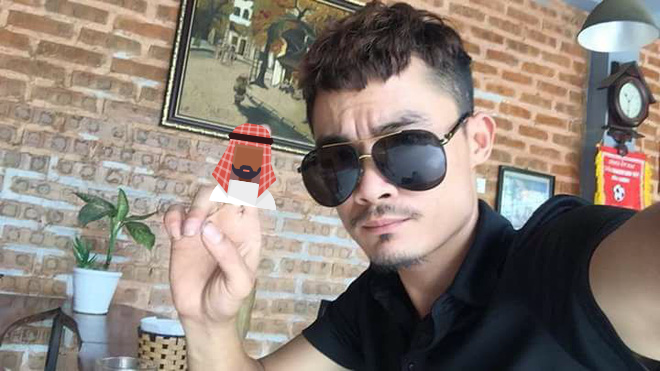 Hiện tại, những bức hình vẫn được cư dân mạng thích thú truyền tay nhau. Với sức hút của mình, chỉ cần nhắc tới Hoa Vinh là đã khiến một bộ phận cư dân mạng đảo điên rồi.