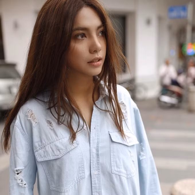 Hot girl Instagram Viet bi nham la con lai