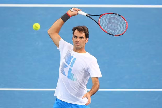 "Tàu tốc hành" Roger Federer là VĐV kiếm tiền giỏi thứ 5 thế giới khi anh có được 68,3 triệu bảng trong năm qua.