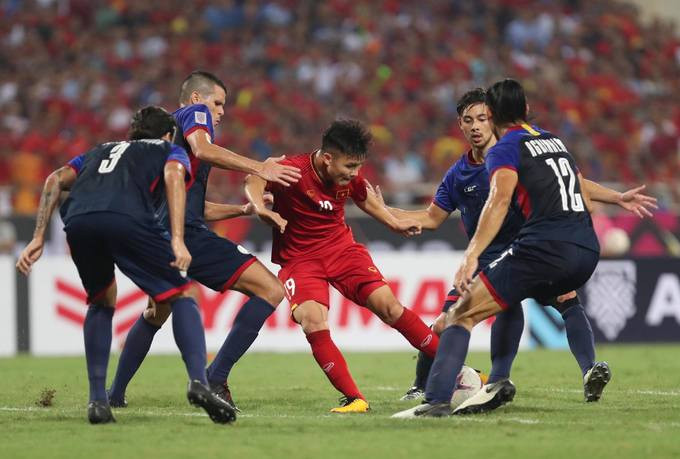 Quang Hải chia sẻ sau khi nhận giải cầu thủ xuất sắc nhất trận đấu: "Đây là một trận đấu tuyệt vời. Cả 2 đội đã cống hiến hay cho khán giả một trận đấu hay và Việt Nam hoàn toàn xứng đáng chiến thắng và góp mặt trong trận chung kết".