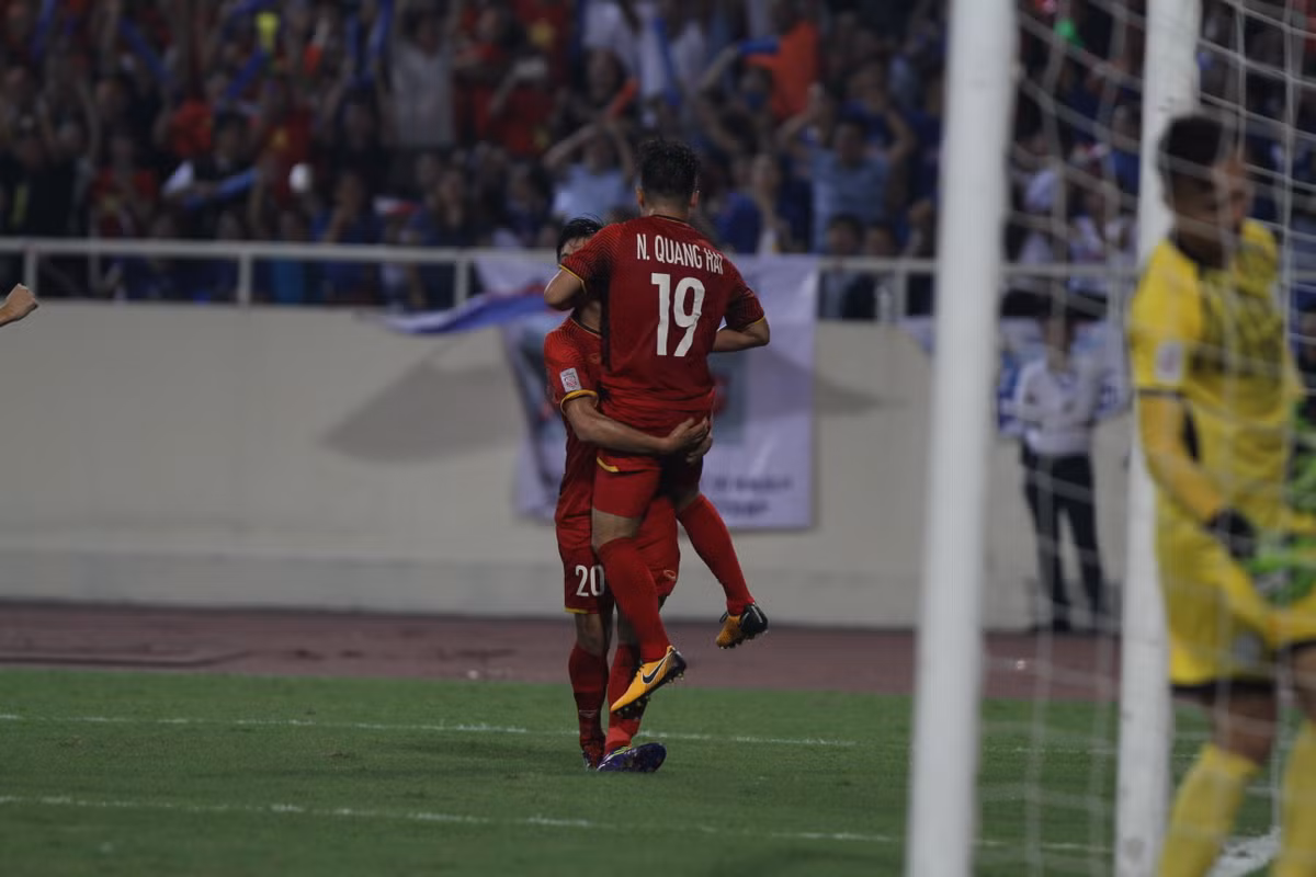 Hy vọng, HLV Park Hang-seo và các cầu thủ vẫn sẽ giữ được trạng thái cân bằng và sự tập trung cao nhất để chuẩn bị cho cuộc đối đầu với Malaysia.