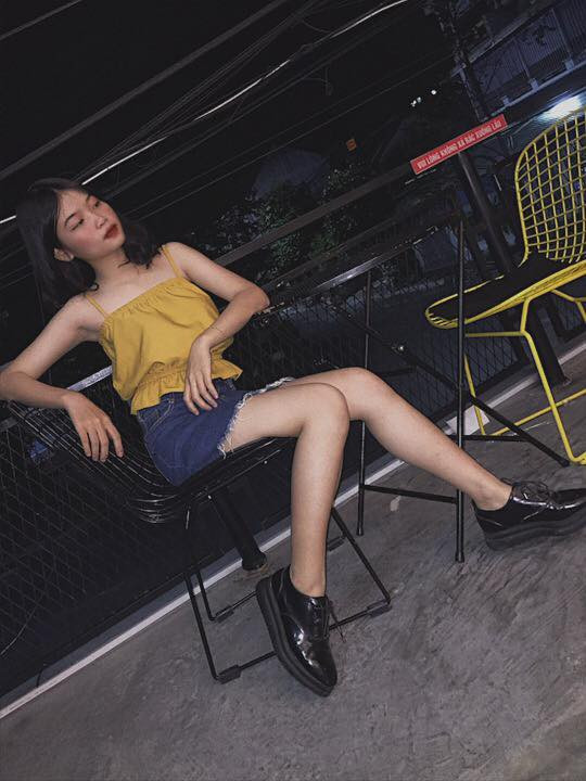 Nhưng cũng chính bởi dậy thì quá thành công mà Phương Linh đã nhận phải rất nhiều bình luận hoài nghi về hành trình thay đổi nhan sắc.