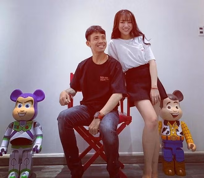 Phạm Trần Nguyễn Minh Anh, nickname Joyce Pham, là con gái Minh Nhựa. Cô được nhiều người ngưỡng mộ khi sở hữu bộ sưu tập giày dép, túi xách từ nhiều thương hiệu đắt đỏ. Joyce Pham thường xuyên cập nhật tại trang cá nhân hình ảnh các chuyến du lịch, đi chơi. Những nơi cô ghé qua thường là resort 5 sao, khách sạn dành cho giới thượng lưu. Minh Anh tiết lộ cô có hơn 100 đôi sneaker hàng hiệu, trong đó nhiều đôi vẫn ở Mỹ, chưa được chuyển về Việt Nam.