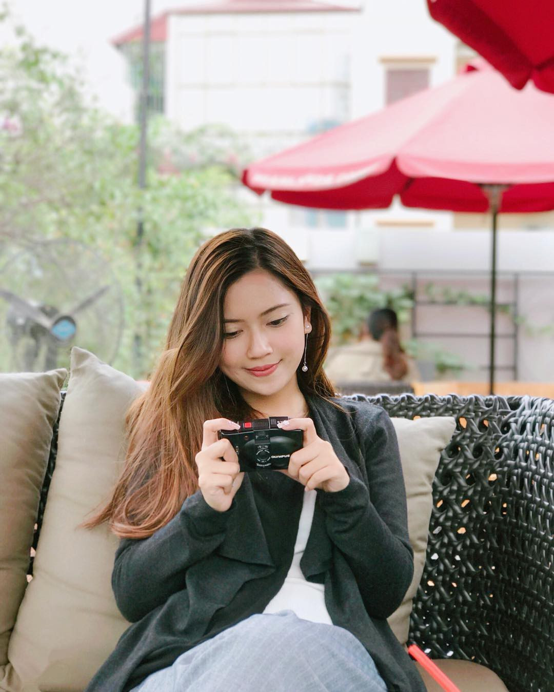 Tốt nghiệp ĐH năm 2017, Phương về nước và bắt đầu công việc tại Đài truyền hình Việt Nam. Tự nhận là một người thích "ở ẩn" nên Phương chưa trải nghiệm ở vai trò MC bao giờ.