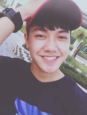 Nụ cười tỏa sáng giúp Thai Sion đánh gục mọi trái tim của các fan nữ trên mạng xã hội.