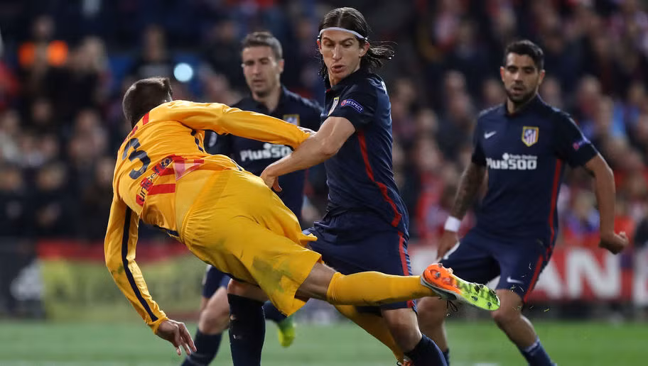 Không chỉ hoàn thành xuất sắc nhiệm vụ phòng ngự, Filipe Luis còn là người mang về quả penalty quyết định cho Atletico Madrid.