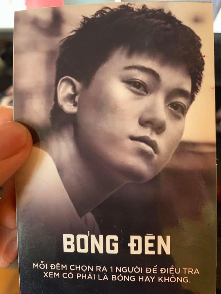 Bóng đèn", hay còn được gọi là "bóng tiên tri"