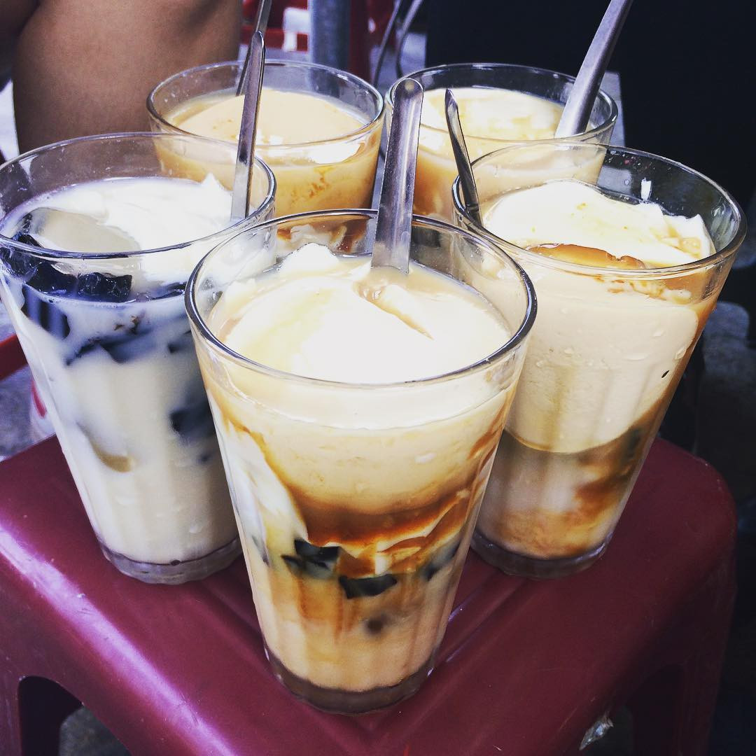 Những cốc tào phớ ngày nay được mix thêm nhiều thứ đồ vào trong vẫn cuốn hút được các bạn trẻ.